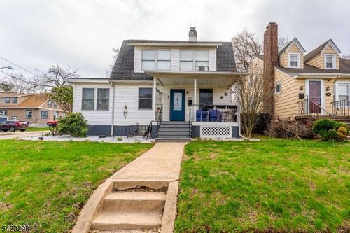 902 Lee Ave, North Brunswick, NJ, 08902-2419 | Card Image