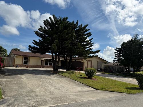 10868 Larch Ct, Palm Beach Gardens, FL, 33418-3918 | Card Image