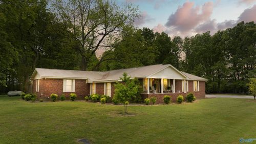 2061 County Road 76, Fyffe, AL, 35971-3712 | Card Image
