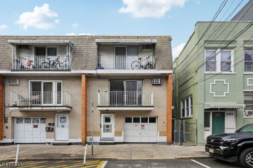 6107 Palisade Ave, West New York, NJ, 07093-7171 | Card Image