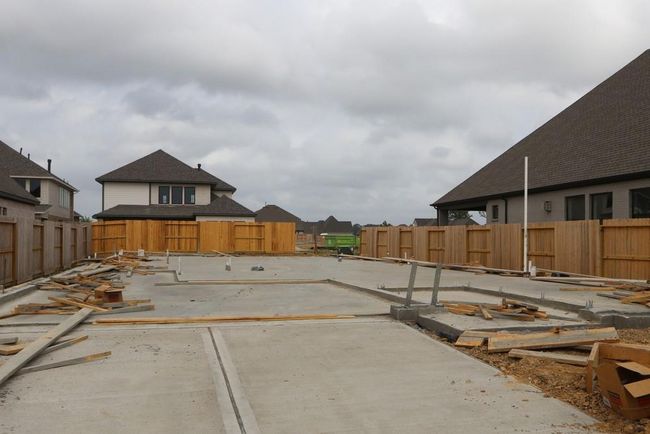 Every foundation at DWH is engineered and it’s inspected three times! We do not do “batch” testing. Rest easy knowing your foundation comes with a 10 year warranty. | Image 12