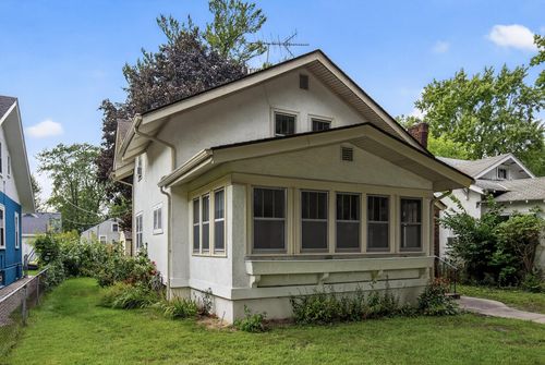 3112 37th Ave S, Minneapolis, MN, 55406-2135 | Card Image