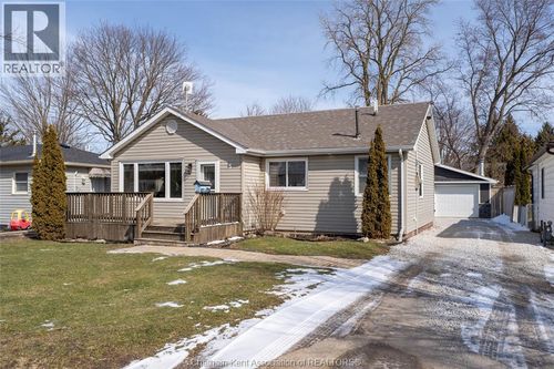 5 Standaert Rd, Chatham, ON, N7M5J7 | Card Image