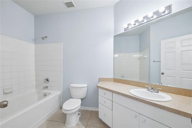 APT-102 - 4307 Bayside Village Dr, Condo with 2 bedrooms, 2 bathrooms and null parking in TAMPA FL | Image 21