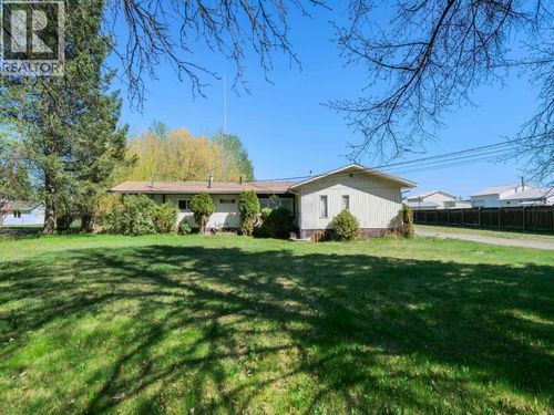 982 Maple Heights Rd, Quesnel, BC, V2J3X3 | Card Image