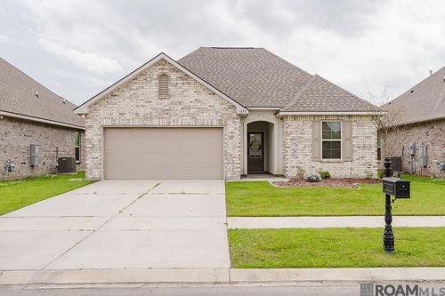 1875 Pineglen Dr, Saint Gabriel, LA, 70776-4618 | Card Image