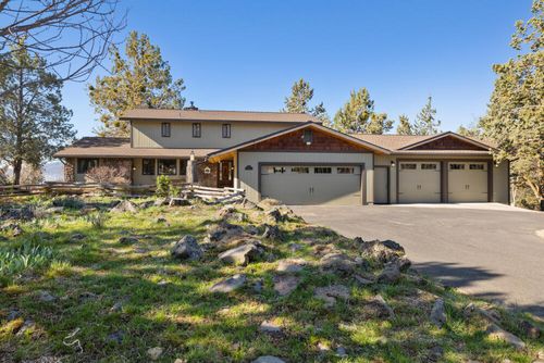 421 Sunset Beach Rd, Klamath Falls, OR, 97601-9308 | Card Image