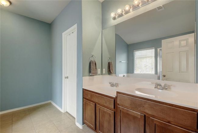 1036 Estival Dr, House other with 3 bedrooms, 2 bathrooms and 4 parking in Kyle TX | Image 19