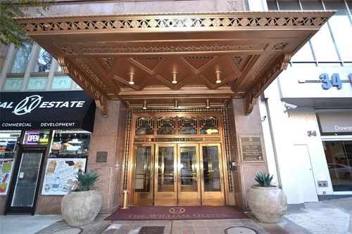 apt-202-32 Peachtree St Nw, Atlanta, GA, 30303-2330 | Card Image