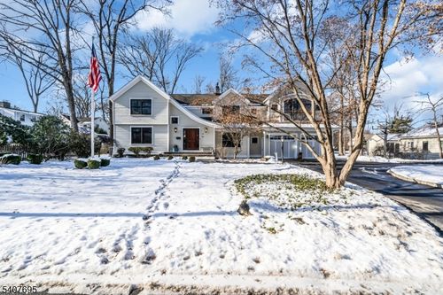 28 Falmouth Rd, Chatham Twp, NJ, 07928-1845 | Card Image