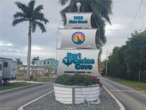 137 Garcia Way, FORT MYERS BEACH, FL, 33931-3410 | Card Image