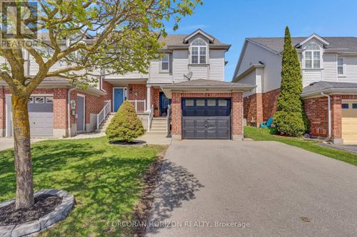 74 Elma Pl, Cambridge, ON, N3C4E7 | Card Image