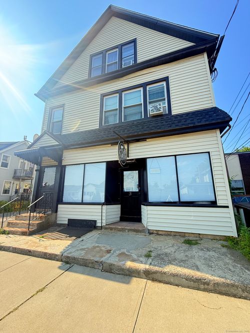 apt-1-31 Lucy St, Woodbridge, CT, 06525-2262 | Card Image