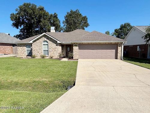 114 Herlil Cir, Carencro, LA, 70520-5516 | Card Image