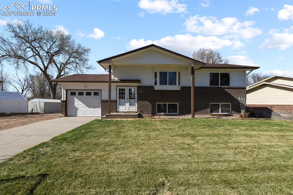 Metropolitan St, Colorado Springs, CO 80911