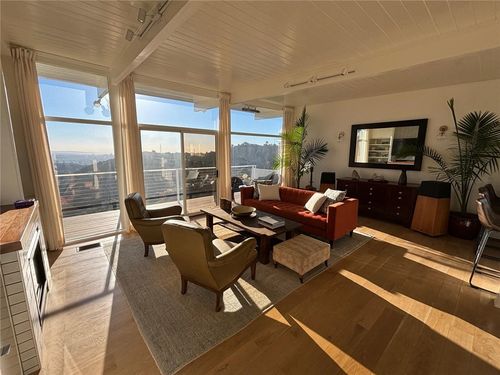 8656 Skyline, Los Angeles, CA, 90046 | Card Image