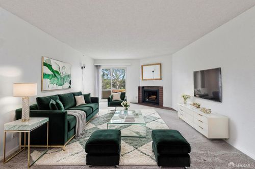 apt-103-332 Philip Dr, Daly City, CA, 94015-2417 | Card Image