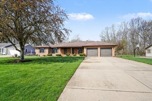 1329 Woodnoll Dr, Flint, MI, 48507-4717 | Card Image