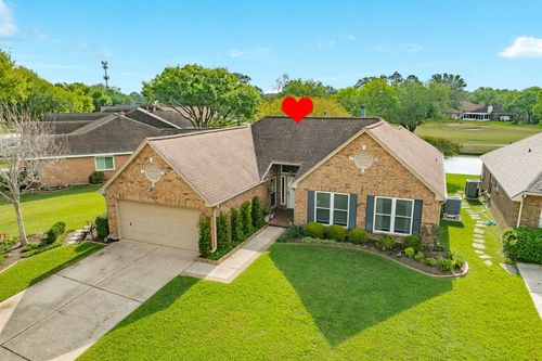 707 W Peach Hollow Cir, Pearland, TX, 77584-4013 | Card Image