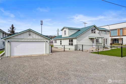 1408 Hubbard St, Sumner, WA, 98390-2207 | Card Image