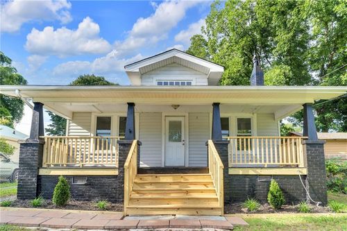 812 Ashdol St, Asheboro, NC, 27203-5202 | Card Image