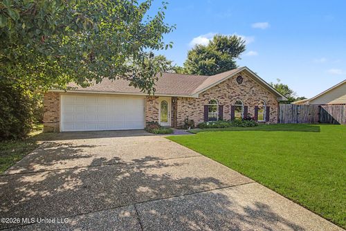 615 N Haven Dr, Biloxi, MS, 39532-4323 | Card Image