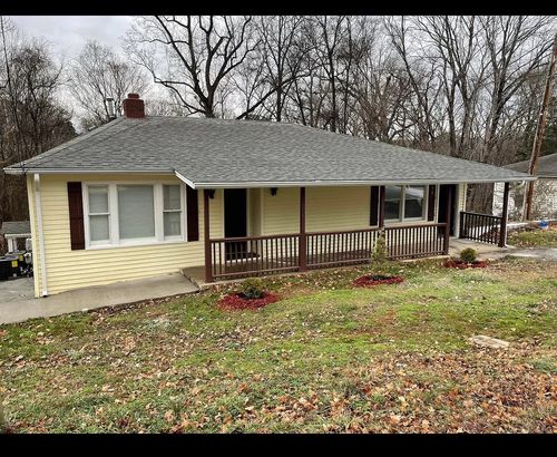 428 Shelby St, Clarksville, TN, 37042-6431 | Card Image