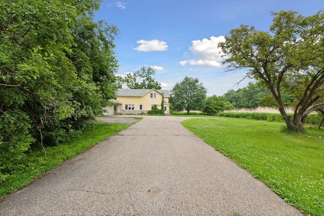 25485 Highway 7, House other with 3 bedrooms, 2 bathrooms and null parking in Shorewood MN | Image 4