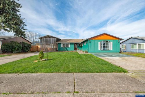 2629 S 9th St, Lebanon, OR, 97355-1003 | Card Image