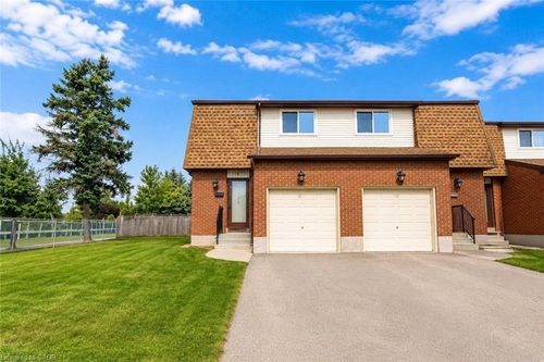 1-899 Stone Church Rd E, Hamilton, ON, L8W1B2 | Card Image