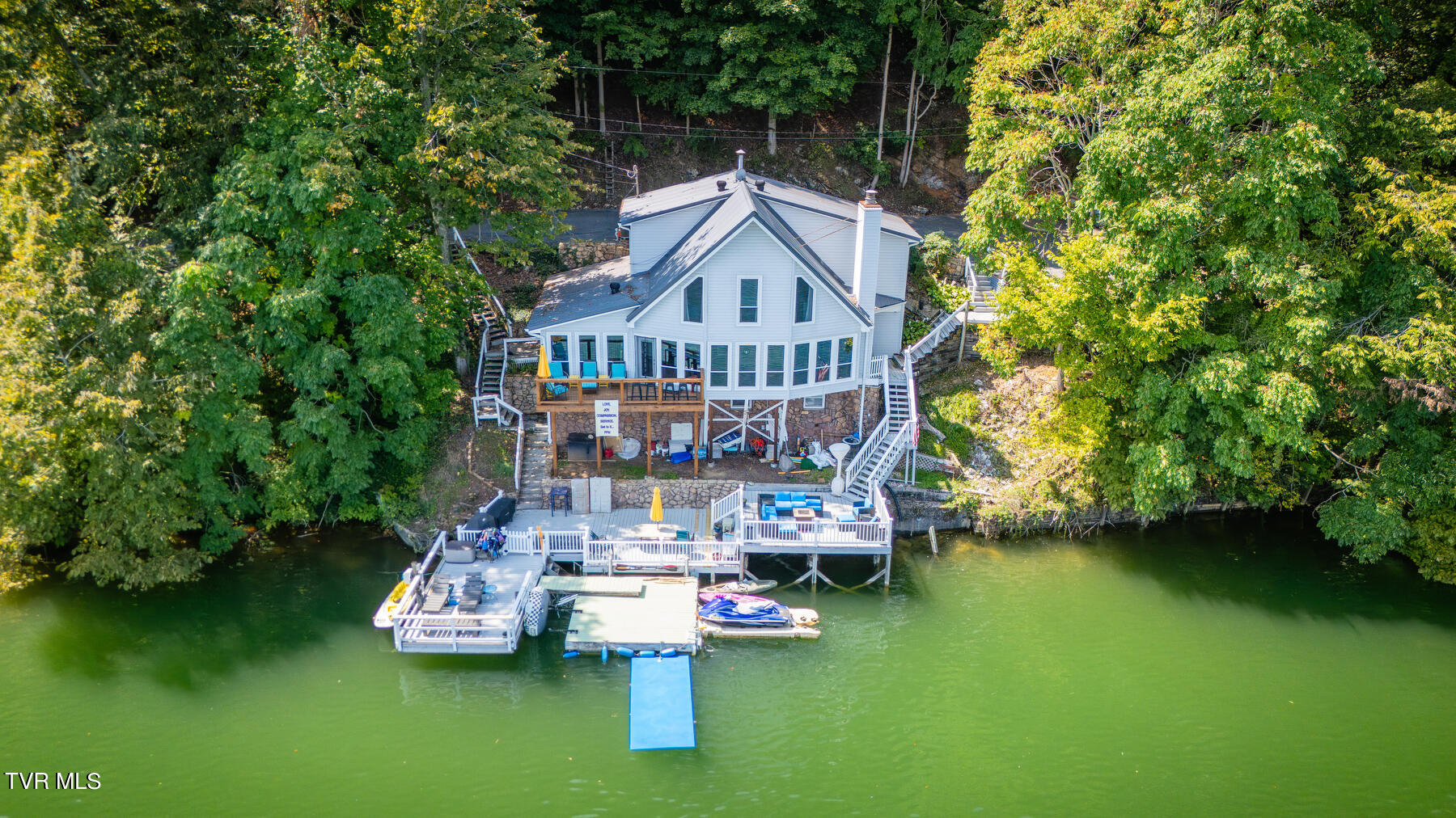 Furches Dr, Johnson City, TN 37615