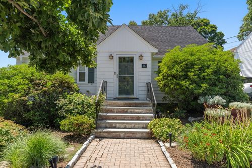 12 Arborview Rd, Boston, MA, 02130-3419 | Card Image
