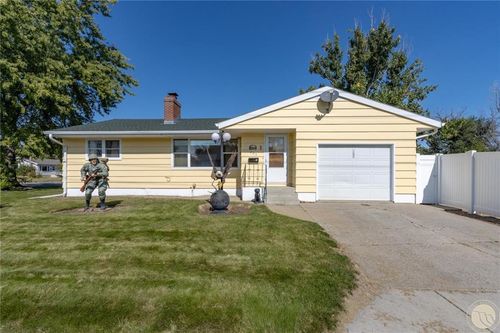 225 8th St W, Hardin, MT, 59034-1409 | Card Image