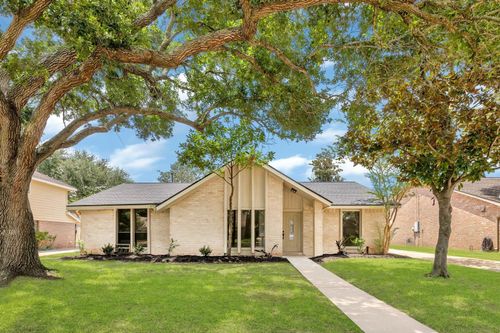 2906 Colonial Dr, Sugar Land, TX, 77479-1502 | Card Image