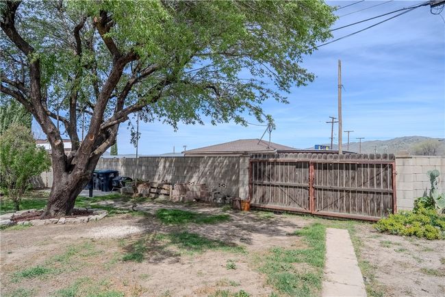 Gate access to rear alley | Image 36