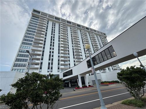 204-4004 Atlantic Ave, Virginia Beach, VA, 23451-2624 | Card Image