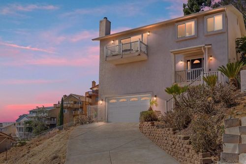 1610 Cuyamaca Ave, Spring Valley, CA, 91977-4646 | Card Image