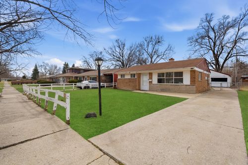 1354 Gordon Ave, Calumet City, IL, 60409-5905 | Card Image