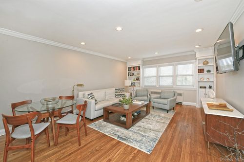 apt-3d-20 Gibson Ave, Huntington, NY, 11743-2724 | Card Image