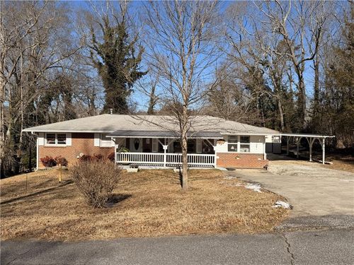 526 Poplar St, Toccoa, GA, 30577-3326 | Card Image