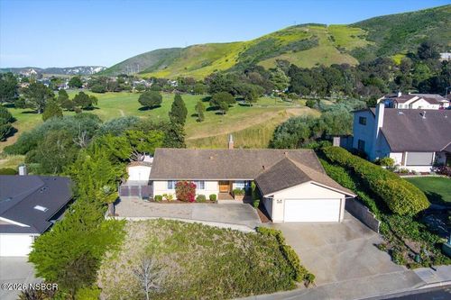416 S Hawthorne St, Lompoc, CA, 93436-7923 | Card Image