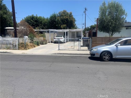 22426 Devlin Ave, Hawaiian Gardens, CA, 90716-1346 | Card Image