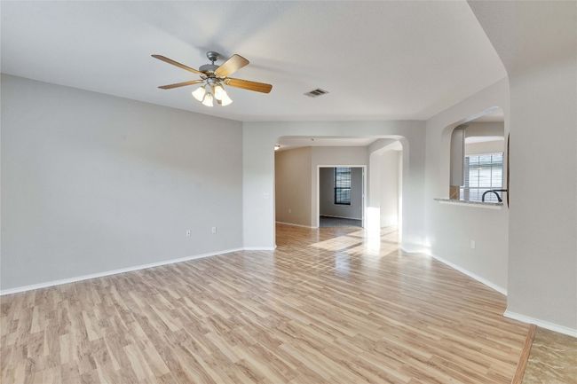 6305 Roseborough Dr, House other with 4 bedrooms, 3 bathrooms and 4 parking in Austin TX | Image 10
