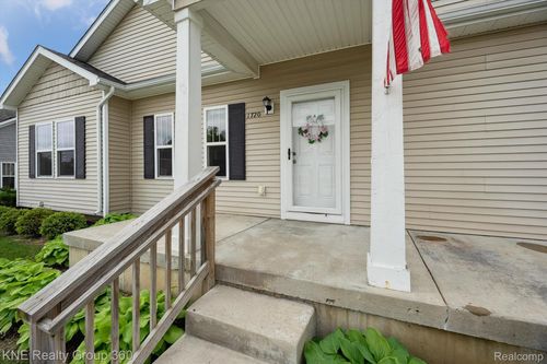 1720 Carlisle St, Howell, MI, 48855-6469 | Card Image