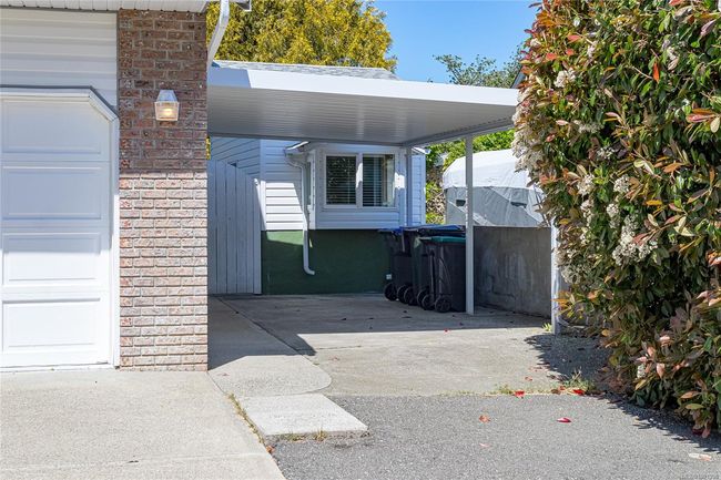 1571 Juan De Fuca Blvd, House other with 5 bedrooms, 3 bathrooms and 4 parking in Parksville BC | Image 42