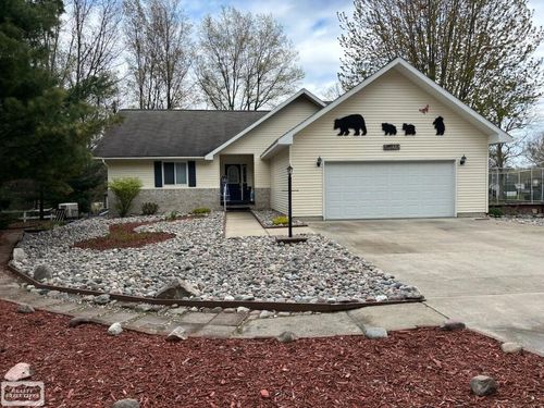 6651 Tamarack Trl, Lake, MI, 48632-9247 | Card Image