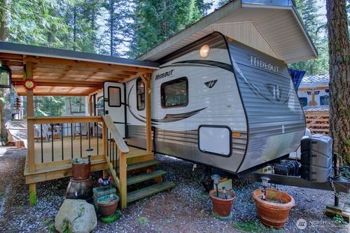 64 Wilderness Way, Deming, WA, 98244 | Card Image