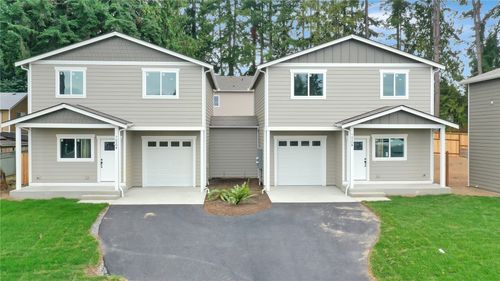 b-7020 Wetmore Avenue, Everett, WA, 98203 | Card Image