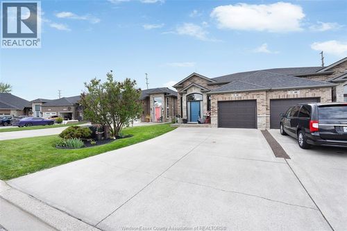 42 Hazel Crescent, Kingsville, ON, N9Y0B1 | Card Image