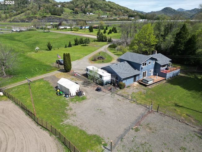 6356 Dole Rd, House other with 4 bedrooms, 3 bathrooms and 2 parking in Myrtle Creek OR | Image 31